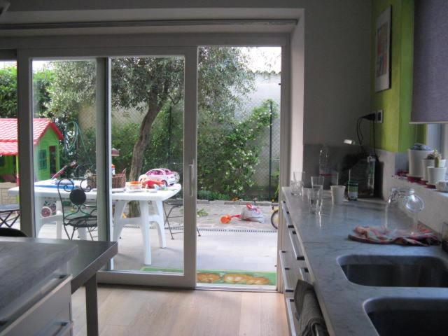 לוקה Camera Con Bagno Privato E Parcheggio מראה חיצוני תמונה